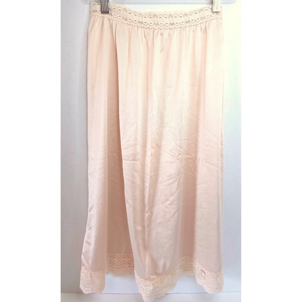 Olga Secret Hug Vintage Lace Trim Half Slip Beige Champagne Style 963 Size MT